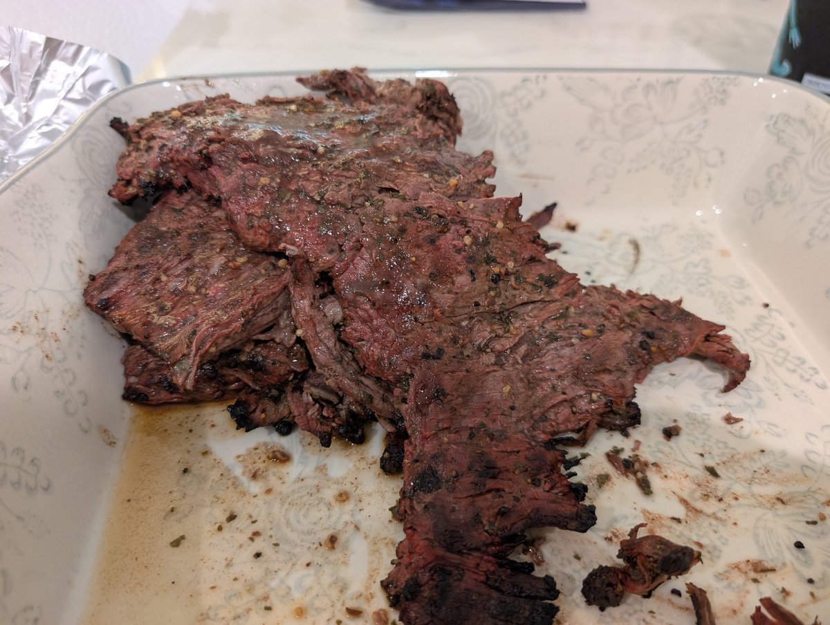 RickWalkerTX's tweet image. If you use those big organic limes on your fajitas, eventually you can get the fajita to fall apart like a roast.
Don't go cheap on the limes.
Paprika, soy sauce, cilantro, fresh pineapple juice, salt, chunky pepper, and ???