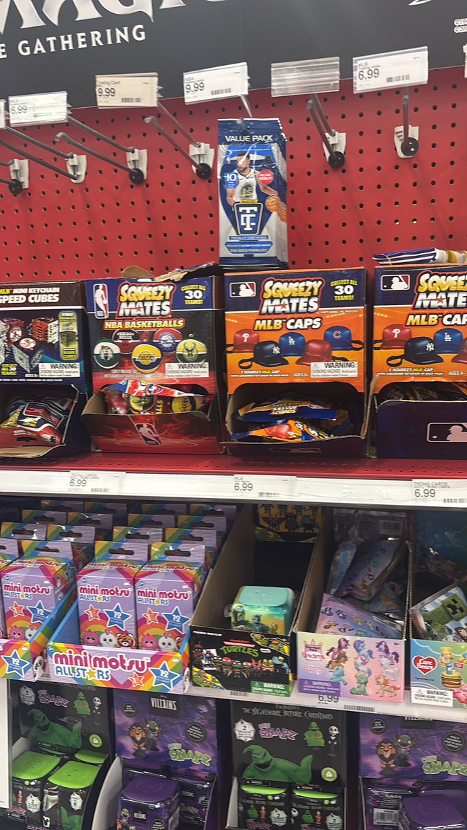 BigBellsBumps's tweet image. Mom just one please