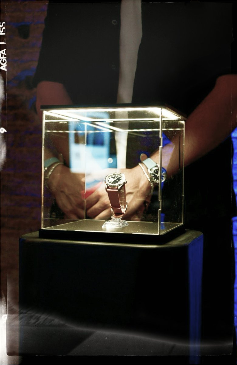 Jupisjmj's tweet image. 📍Rome
Watch collectors got the first look — Jupis' debut collection Coagraphix landed in the capital of fashion.
Elegant. Experimental. Limited.
Rome, thank you — this was just the beginning.