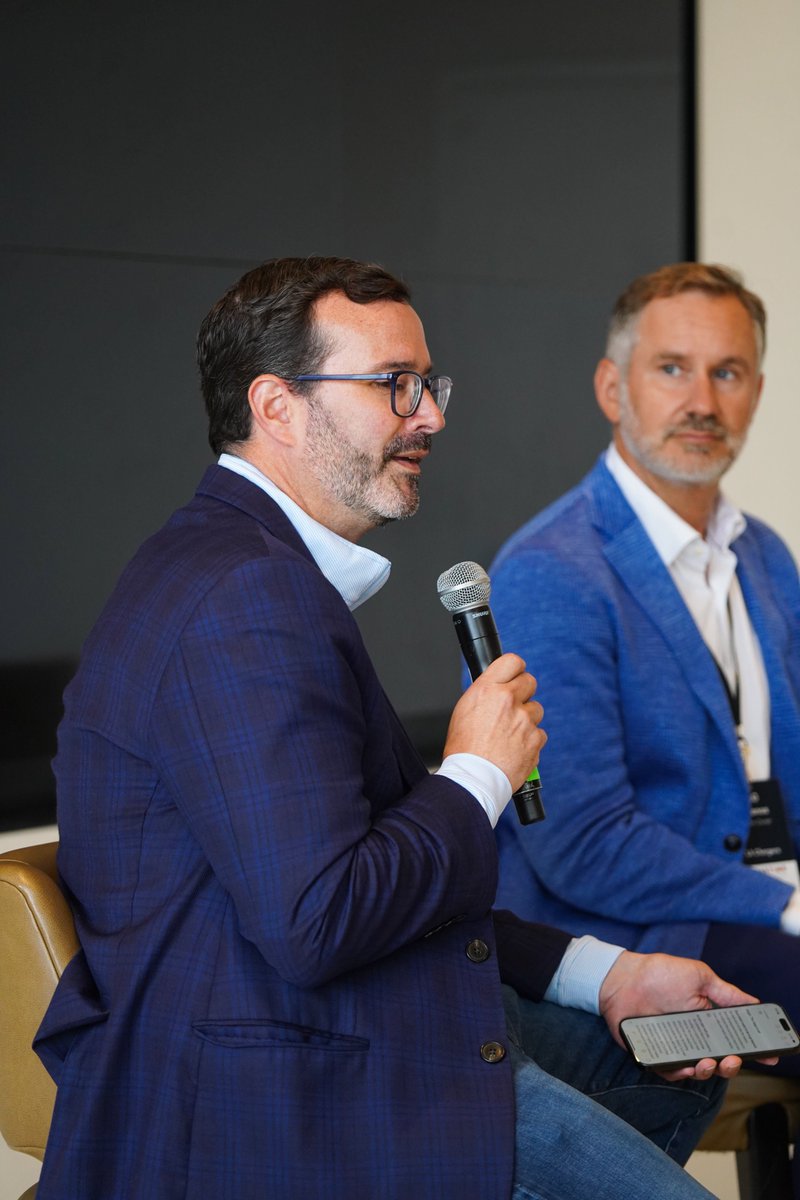 joinrepublic's tweet image. Our EVP @chucksterolove moderated a panel discussing Sports As An Investable Asset Class @ Gametime 2025!
The panel featured insights from:
⚡ @agspanos | Co-Owner, @chargers
🧬 Brandon Allen | Founding & Managing Partner, Sequence Equity
Thank you @RomeenSheth and @JChillin…