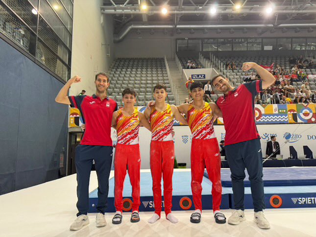 ¡El #TeamESP de #GAM ya ha debutado en los EYOF! 

En la clasificación por equipos Otger Carreres, Alejandro Cabrera y Daniel Benítez finalizan en 7ª posición con Otger en el top 12 del All Around 🙌🏼 Además, Alejandro se clasifica a final de barra en 4ª posición,

¡Seguimos!💪🏼🇪🇸
