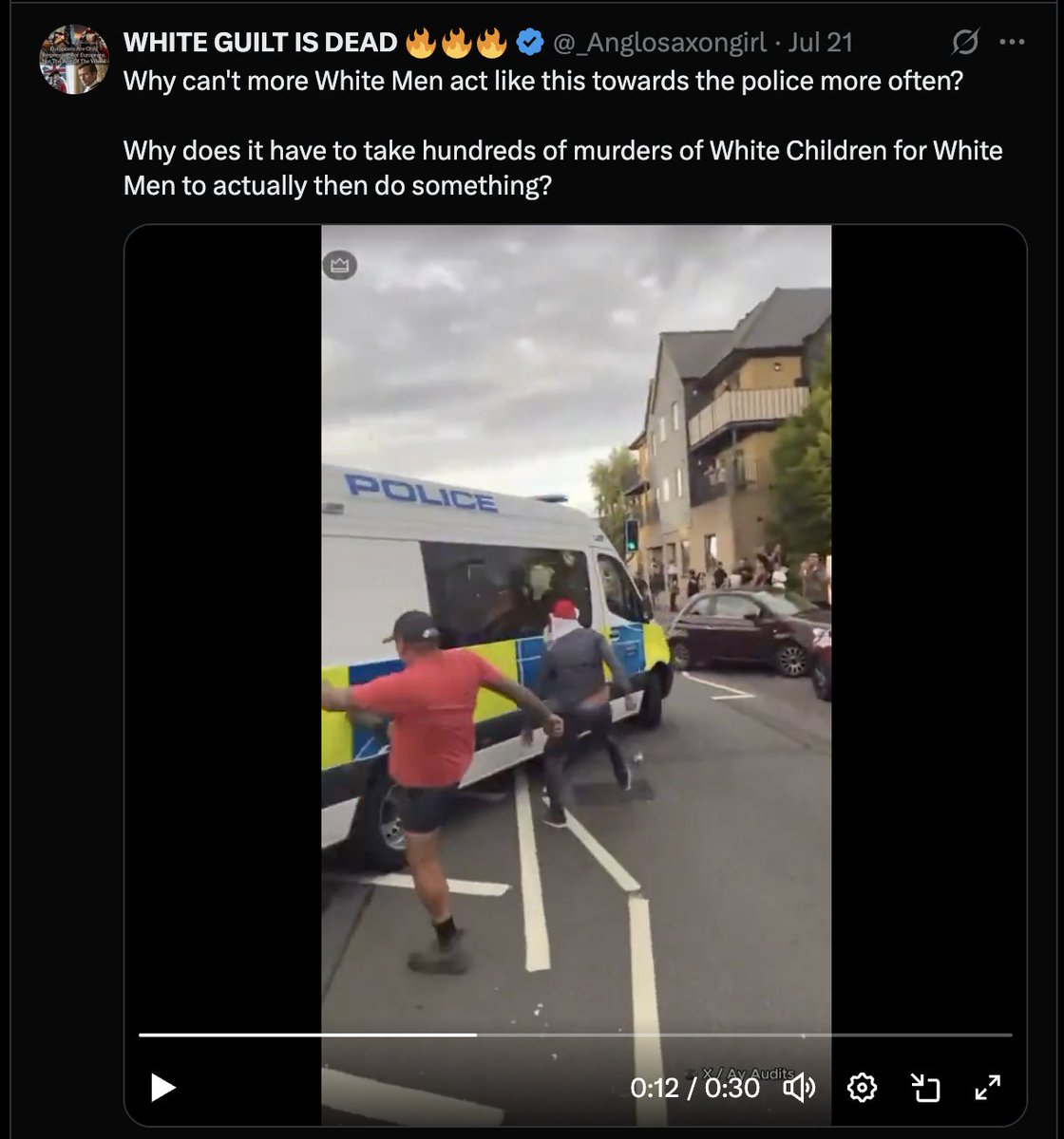 TheBottom_Lines's tweet image. This is what you get when the apparatchiks in Reform, UKIP etc and the talking heads at GB News and Talk TV make a point of stirring up the shite. Actual Nazis encouraging violence against the police.