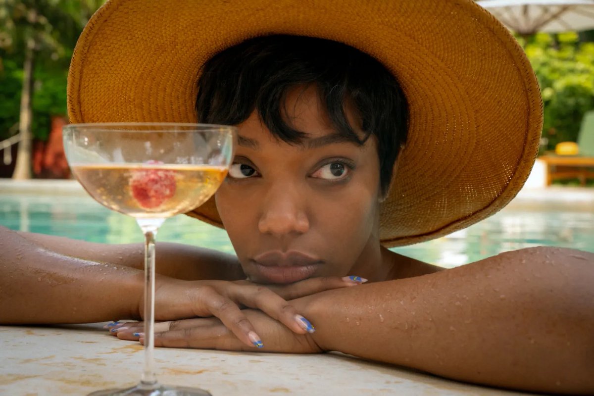 HollywoodHandle's tweet image. Naomi Ackie is in talks to star in DC Studios’ ‘CLAYFACE.’
(Via: hollywoodreporter.com/movies/movie-n…)