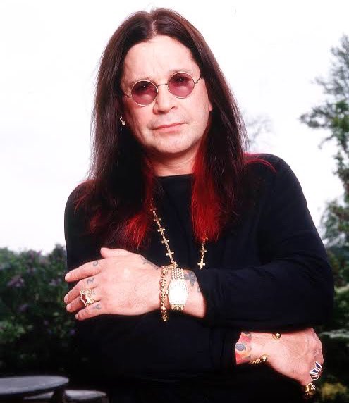 Fallece Ozzy Osbourne, leyenda del heavy metal británico y voz icónica de Black Sabbath, a los 76 años. #QEPD 🕊️