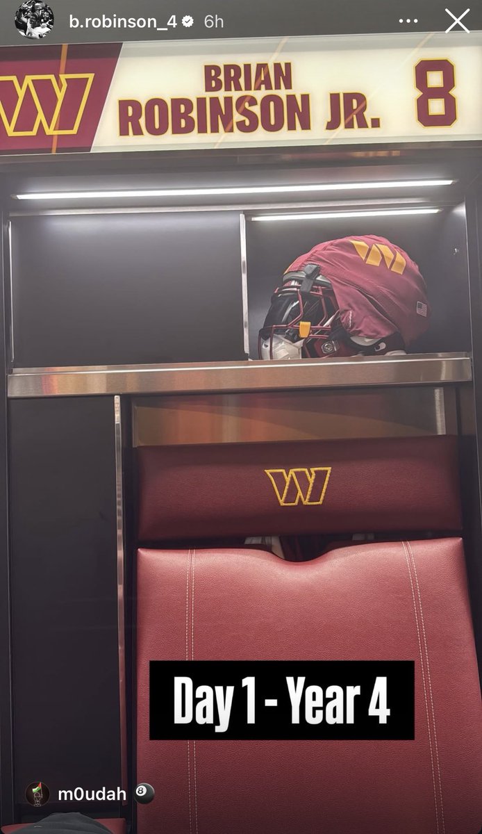 NickiJhabvala's tweet image. Early glimpses of the Commanders’ new lockers in Ashburn