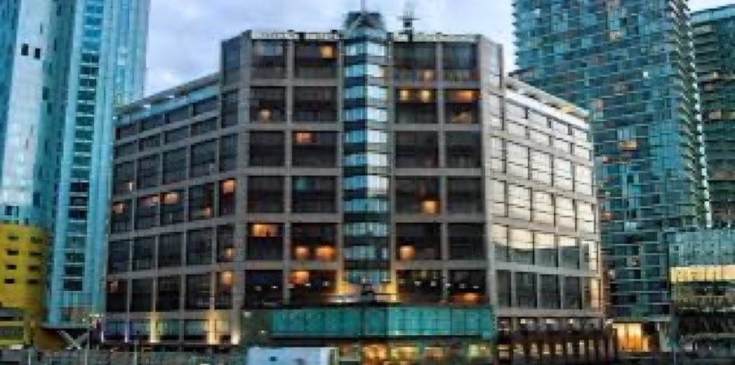 HJB_News__'s tweet image. Breaking🚨 It's now been revealed that the government have paid at least £76m to secure the Britannia hotel in canary wharf for illegal immigrants. At the taxpayers expense!