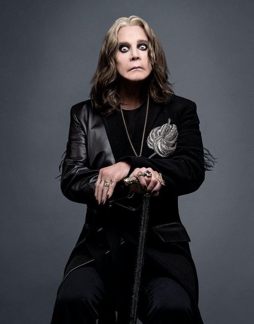 SalemGhostess's tweet photo. My hearts completely shattered &amp; I’m crying like a baby. RIP Prince of Darkness !!!  @OzzyOsbourne https://t.co/mluh8uBqXm