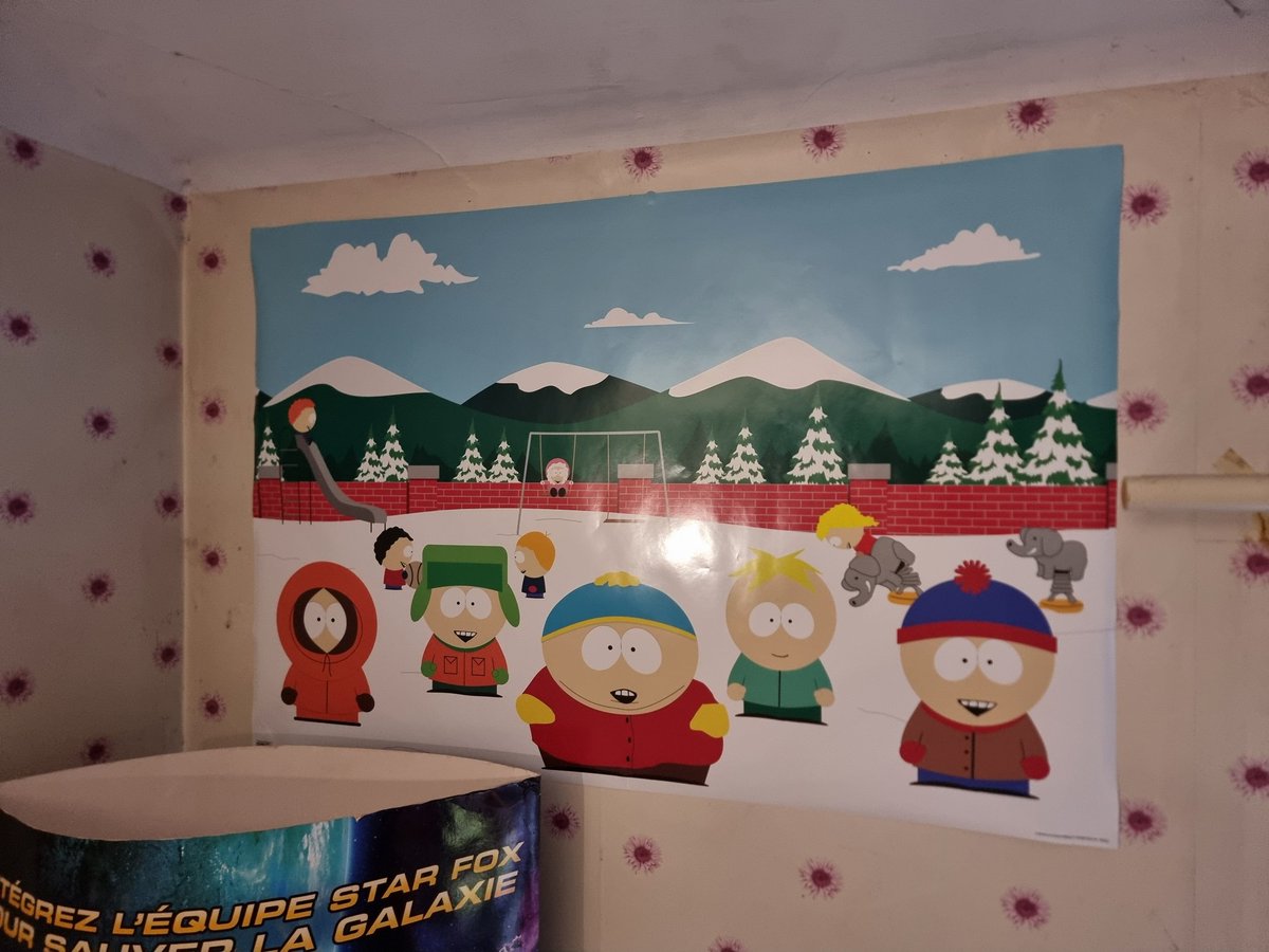 Nico_Mazaleyrat's tweet photo. Poster de South Park acheté à South Park enfin installé https://t.co/JXUnhb5buc