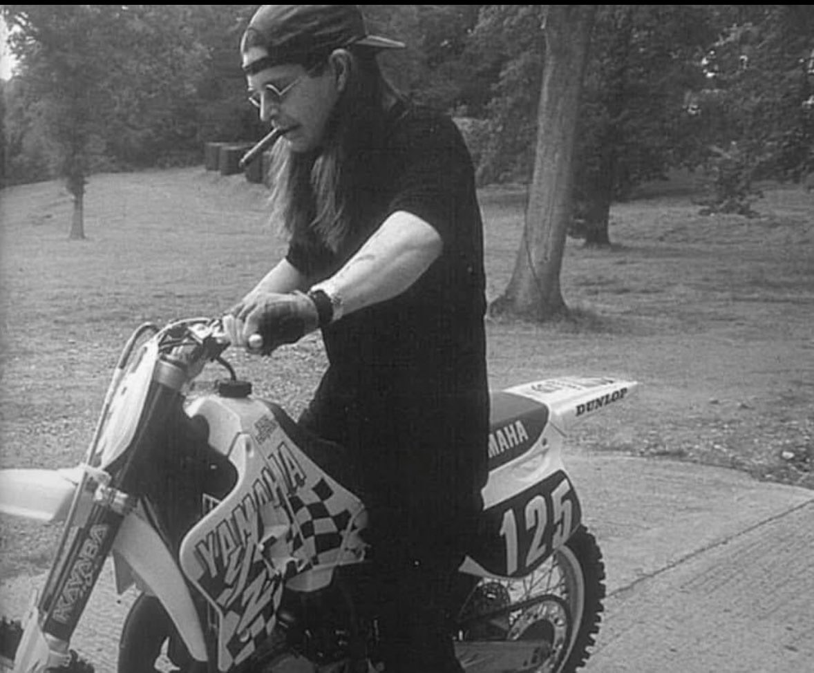 Dirtbike_Covers's tweet image. RIP Ozzy