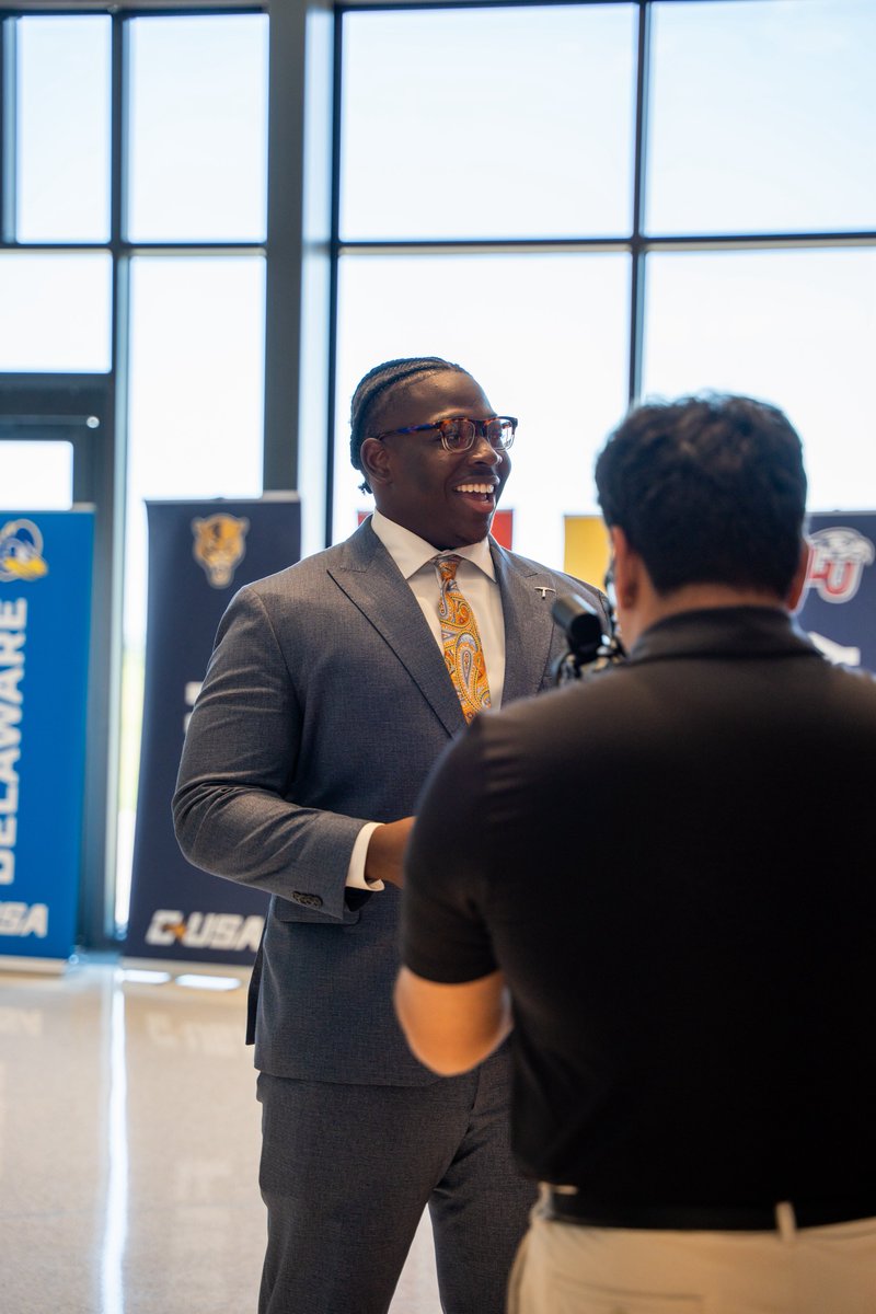 UTEPFB's tweet image. Business trip. CUSA Media Day edition๐๏ธ๐
#PicksUp | #WinTheWest