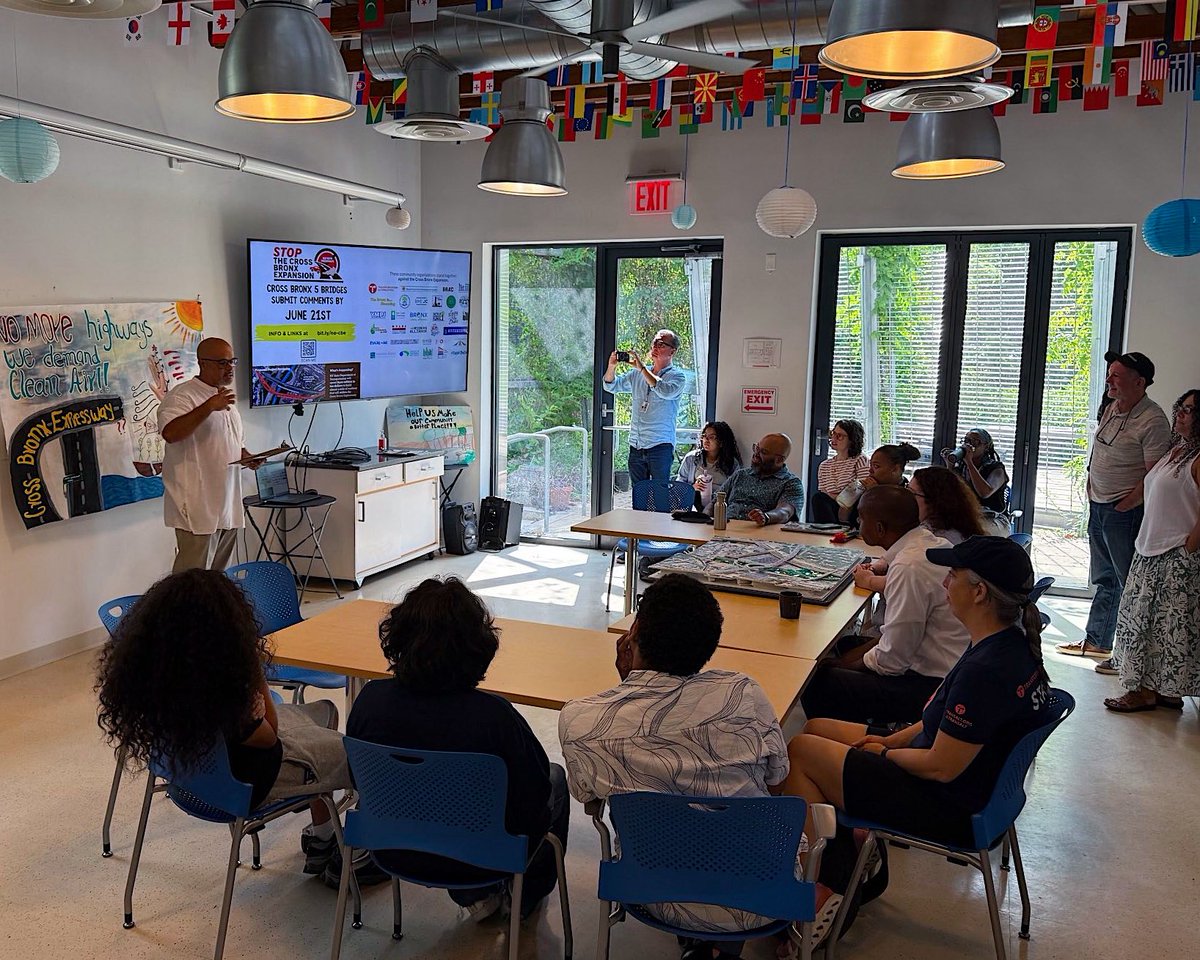 DelgadoforNY's tweet image. Visited the Bronx River Alliance this morning to learn about their work and hear community concerns around the Cross Bronx Expressway expansion.
We must meet New Yorkers where they are — only then can we build real solutions with them, not for them.