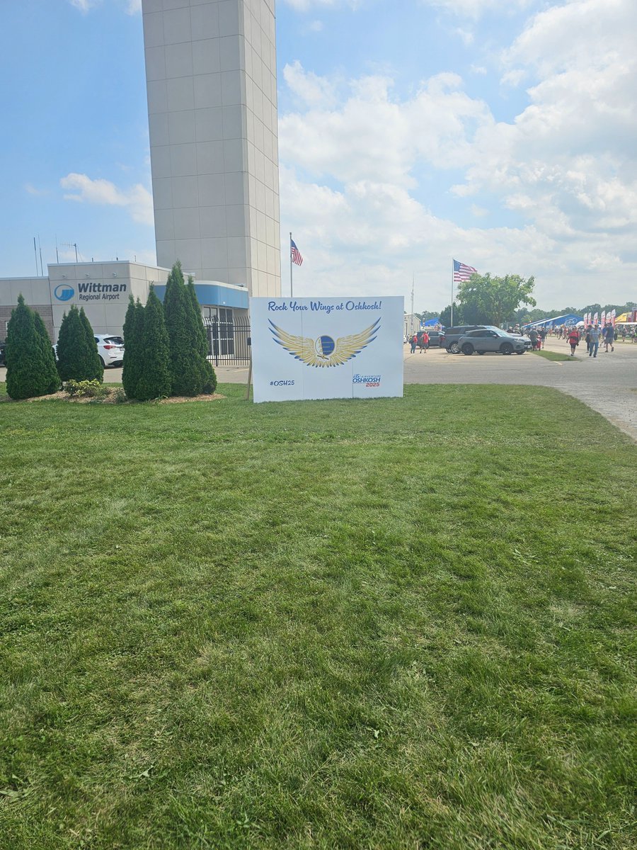 vCommunityRM's tweet photo. @SunnFunFlyIn Nothing here...also checked all around clue#1 area, twice https://t.co/hyI7fAQhdc