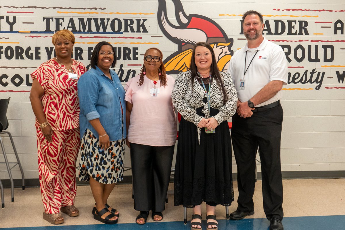 TNedu's tweet image. Department staff recently visited East Elementary's summer learning camp in Humboldt City Schools. We love seeing the strong ELA, writing & math instruction in classrooms this summer!📚✏️