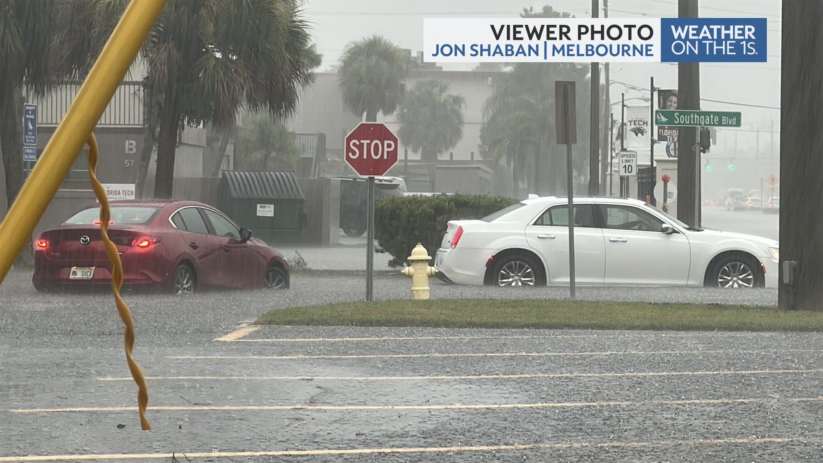 ZachCoveyTV's tweet image. Flash Flood Warning in southern Brevard county through 4:00 p.m. Flooding along Babcock Road is stranding a few cars off Southgate Blvd.
Remember - Turn Around, Don't Drown!
#FLwx @mynews13 @NWSMelbourne