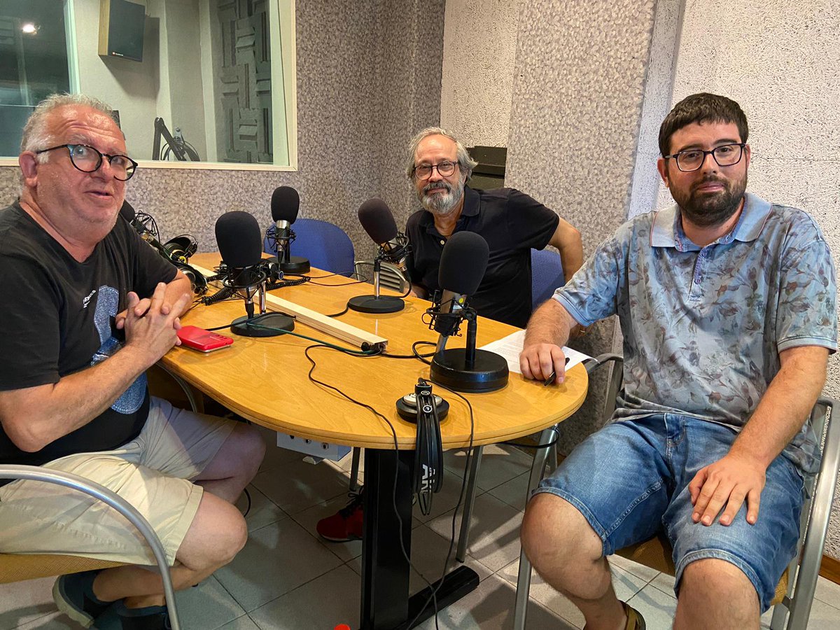 Ràdio Ciutat de Valls (@rcvalls) on Twitter photo Quines són les previsions dels <a href="/nensdelvendrell/">Nens del Vendrell</a> per Santa Anna? En parlem amb l'historiador i col.laborador de <a href="/RTVEV/">RTV EL VENDRELL</a>, Pere Ferrando.
També fem tertúlia amb <a href="/Osorio60P/">Pedro Osorio</a> i <a href="/joan_bo/">Joan Borràs</a>
valls.radiociutat.com/2025/07/22/des…
#castells #castellers Quines són les previsions dels <a href="/nensdelvendrell/">Nens del Vendrell</a> per Santa Anna? En parlem amb l'historiador i col.laborador de <a href="/RTVEV/">RTV EL VENDRELL</a>, Pere Ferrando.
També fem tertúlia amb <a href="/Osorio60P/">Pedro Osorio</a> i <a href="/joan_bo/">Joan Borràs</a>
valls.radiociutat.com/2025/07/22/des…
#castells #castellers