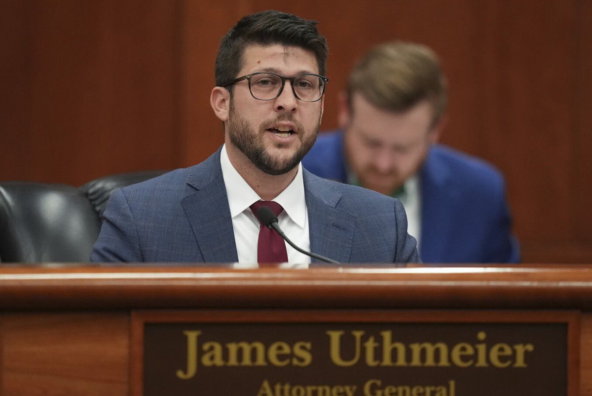 davidalexander5's tweet image. Florida's attorney general targets a restaurant over an LGBTQ Pride event
apnews.com/article/florid…