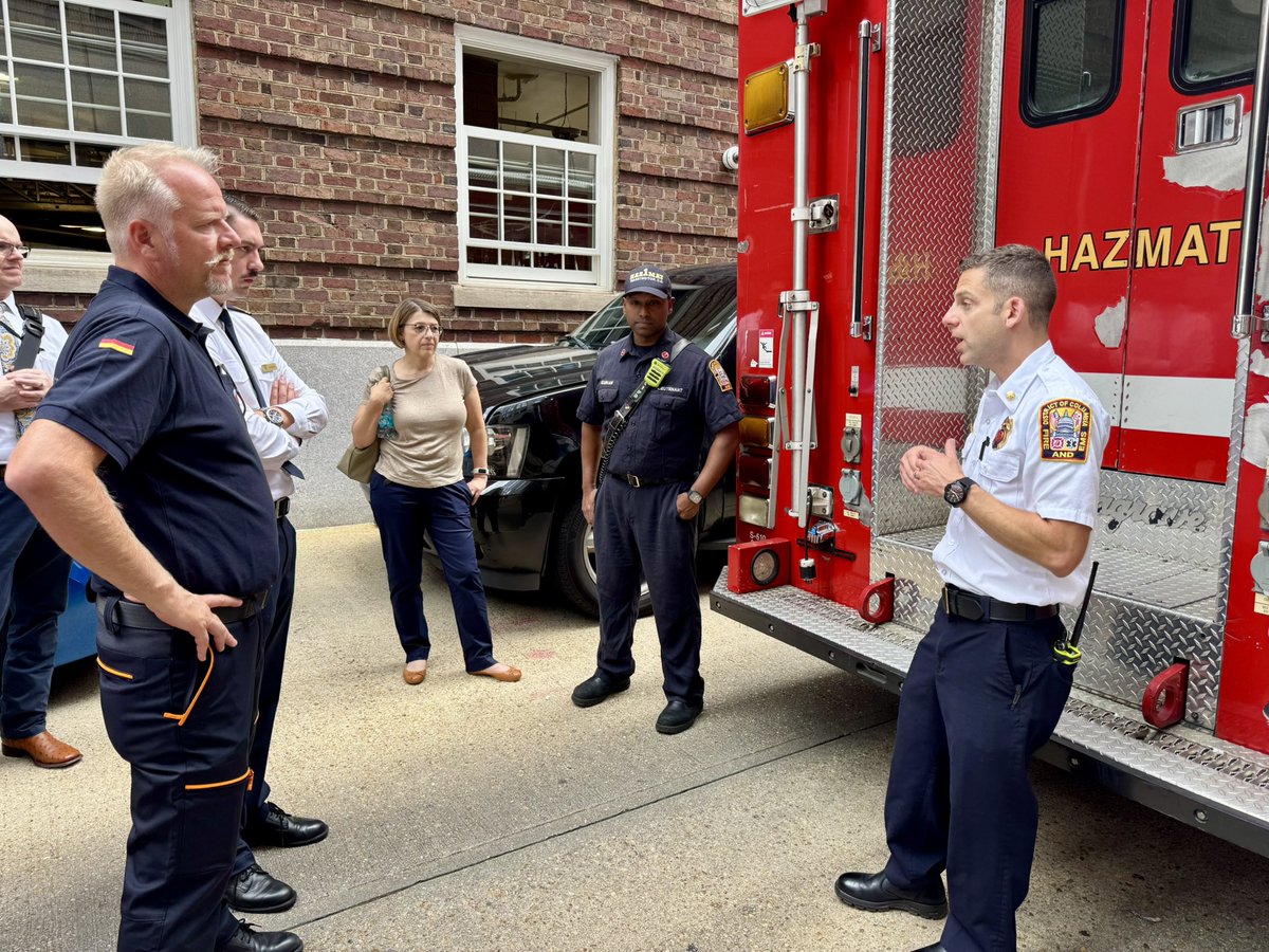 dcfireems's tweet image. Special Operations Deputy Chief Mitch Kannry and Hazmat Lt. Vinu Kurian explained our hazmat operations to a contingent of hazmat experts from Germany here in the US sponsored by @fema. Always a pleasure to host visitors and exchange ideas. #DCsBravest