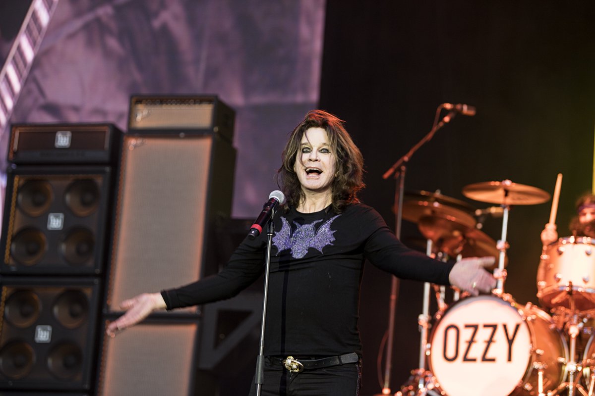 Distorted_Mag's tweet image. We are truly saddened to report that Black Sabbath's Ozzy Osbourne - our godfather of heavy metal - has died. RIP distortedsoundmag.com/black-sabbaths…