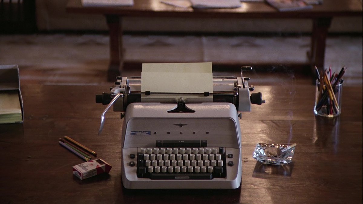 CIGARETTEMOVIES's tweet image. The Shining (1980) - 0:37:40
Dir. Stanley Kubrick
Runtime 144 minutes
🚬 x 16, or one cigarette every 9 minutes
howmanycigarettes.com/the-shining/