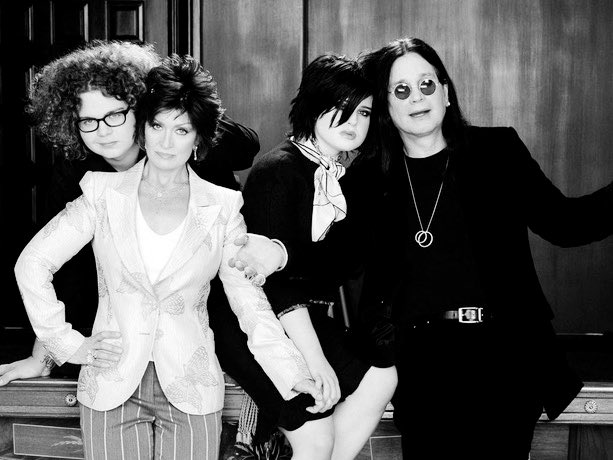 bestofpam's tweet image. RIP king of the darkness, Ozzy you aways be a legend. I sending so much love and strength for the Osbourne family right now