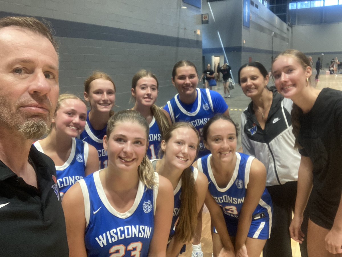 Nikosnews's tweet image. This group 💙💙
15-0 league play EYCL
Two Final Fours
35 plus wins
Lots of growth/No limits
Many many Memories 🏀
#PlayTogether
@WisImpact