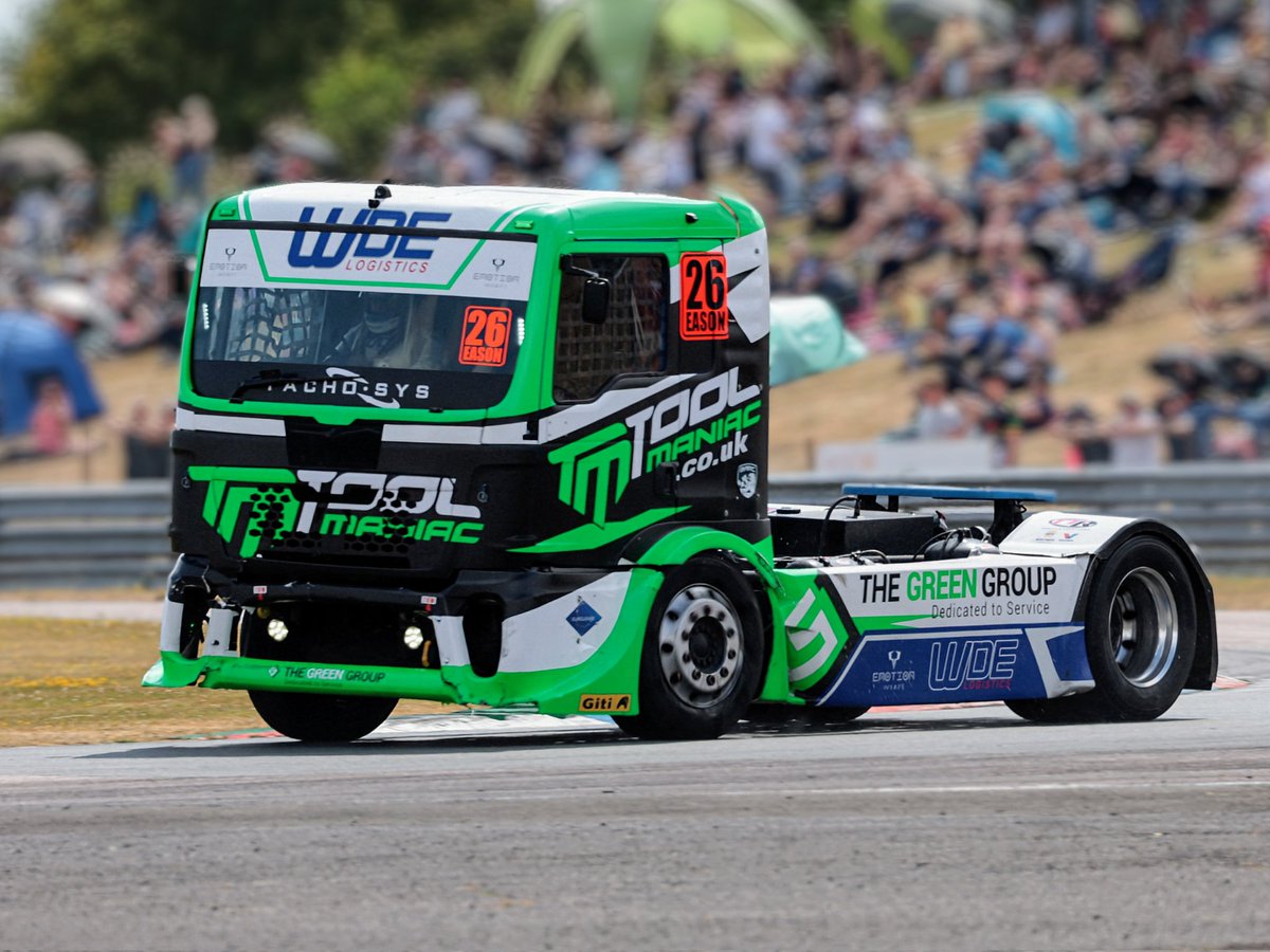 captaindry's tweet photo. British Truck Racing Championship 

#trucks #truckracing #Motorsport #motorsportphotography #thruxtonracecircuit https://t.co/BtJQsjKrvD