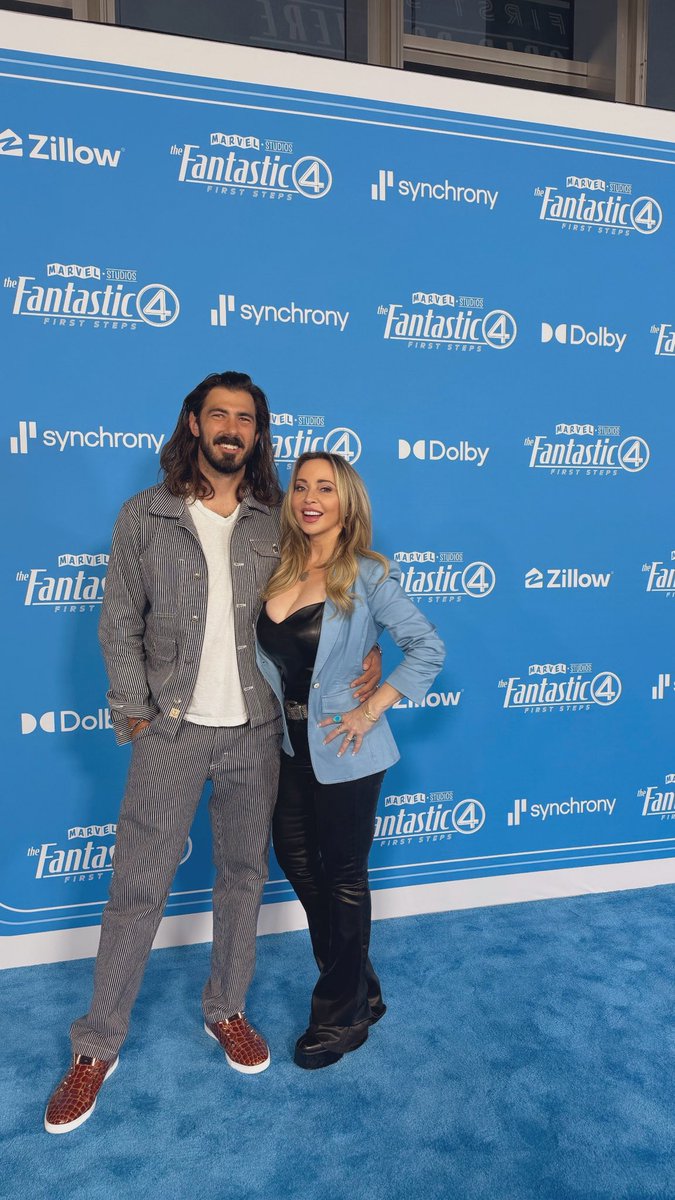 tarastrong's tweet image. Absolutely LOVED @FantasticFour 🩵🩵🩵🩵 pure @Marvel magic. I authentically loved every minute. Such a beautiful looking film, directing, acting, effects, a comic book chef’s kiss. Go see it in theaters &amp;amp; Happy anniversary @MoreWillie 🩵🩵🩵🩵
