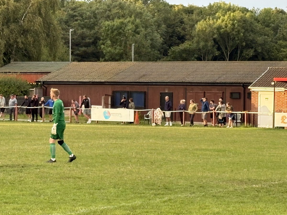TeversalFC (@teversalfc) on Twitter photo Decent turn out tonight including the <a href="/pinxtonfc1/">Pinxton FC</a> ultra behind Oli net this half
Still 0-0 Decent turn out tonight including the <a href="/pinxtonfc1/">Pinxton FC</a> ultra behind Oli net this half
Still 0-0