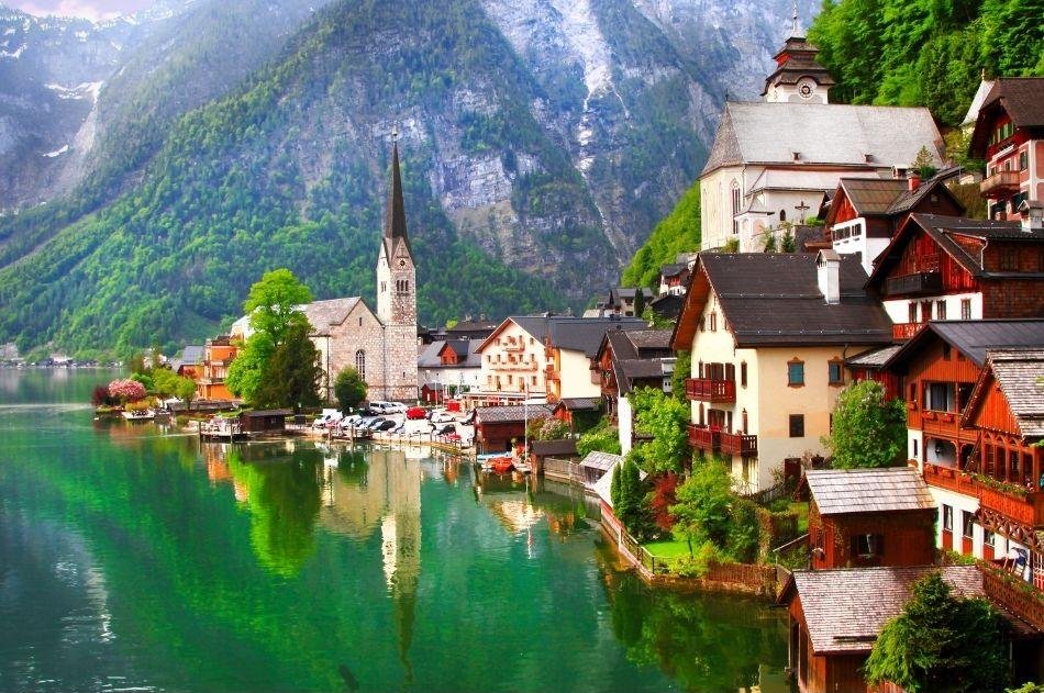 PEF_info's tweet image. Europe’s 🇪🇺 rural regions are collapsing: losing schools, shops, families.
The continent is bleeding.
Saving villages means saving our cultural core.