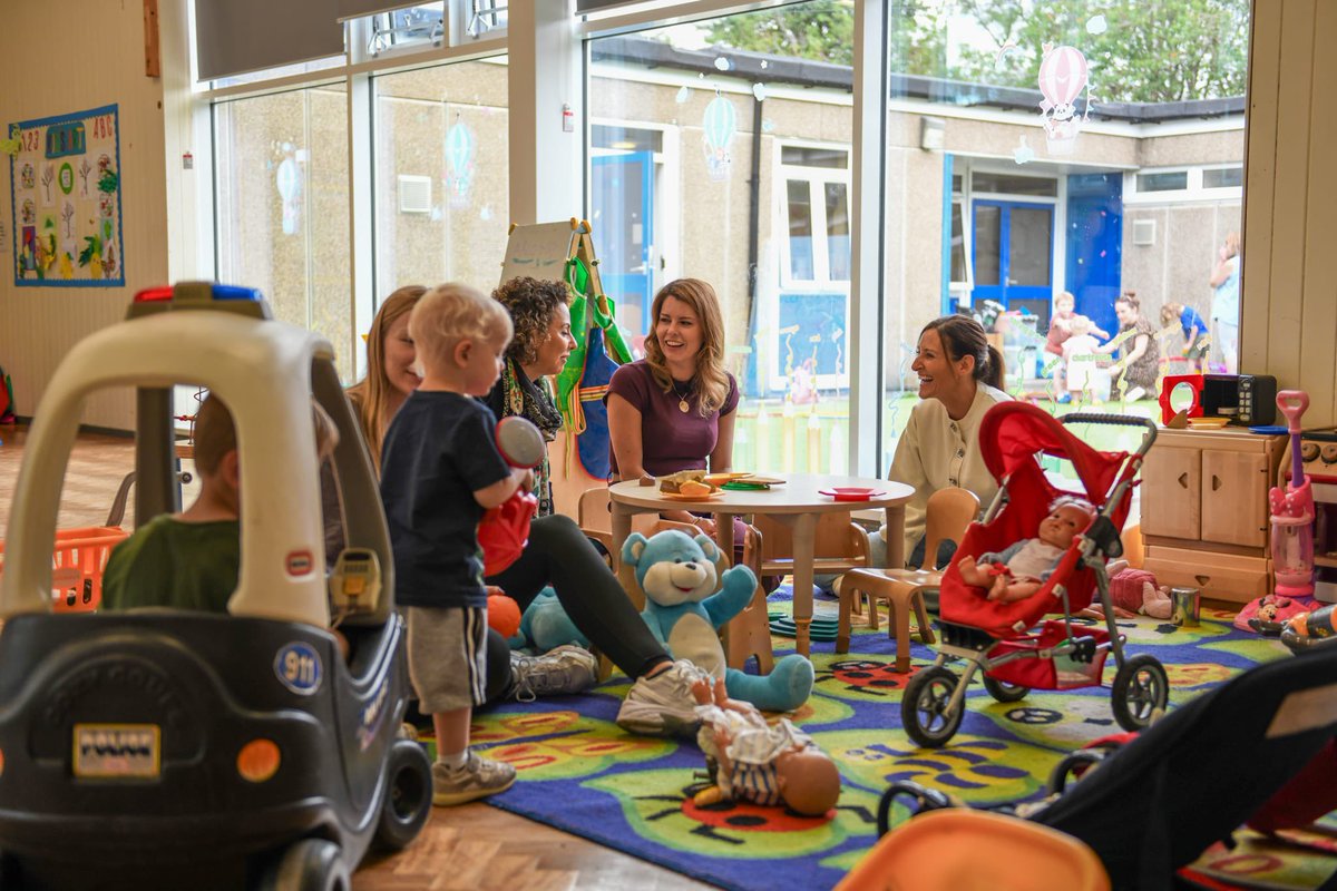 KiMcGuinness's tweet image. A big day for the North East.
I promised to fight child poverty. Today we’re taking action with £28.6m for a North East Child Poverty Action Plan🎉
That means more families receiving baby boxes, grants for pregnant Mams, youth clubs to help build skills for work and much more.…