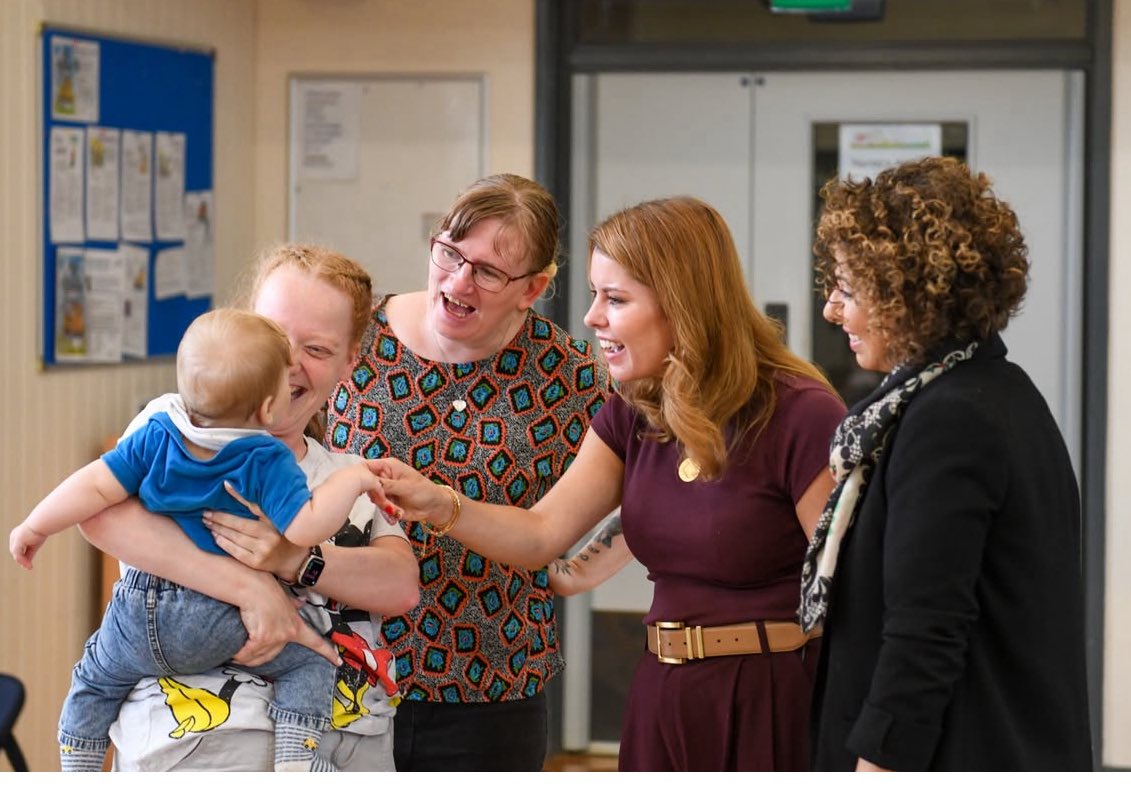 KiMcGuinness's tweet image. A big day for the North East.
I promised to fight child poverty. Today we’re taking action with £28.6m for a North East Child Poverty Action Plan🎉
That means more families receiving baby boxes, grants for pregnant Mams, youth clubs to help build skills for work and much more.…