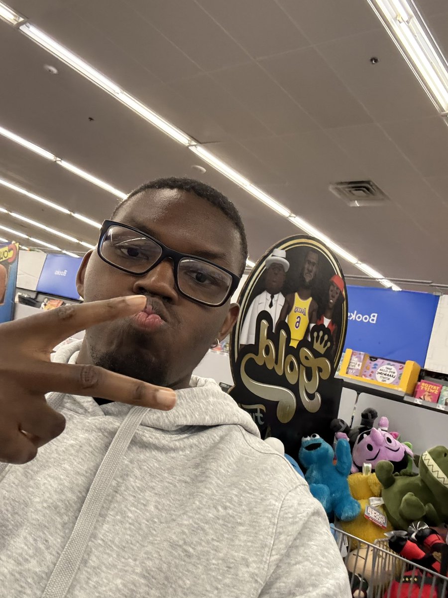 theWriteC's tweet image. Me                                My Pokémon ❤️‍🔥