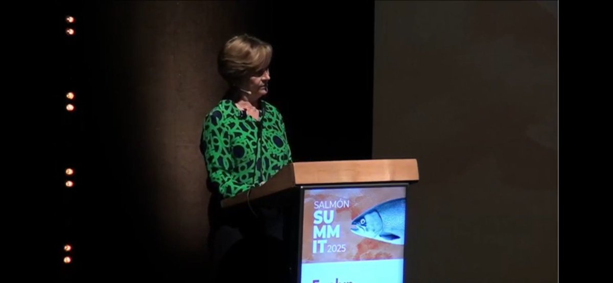 🐟 Evelyn Matthei, la absoluta ganadora del debate.
La única que entendió que el Salmon Summit era sobre la industria del salmón
Con propuestas claras, datos en mano y un plan serio, marcó la diferencia
📊 No se prestó para peleas ni descalificaciones. Mientras otros siguen en