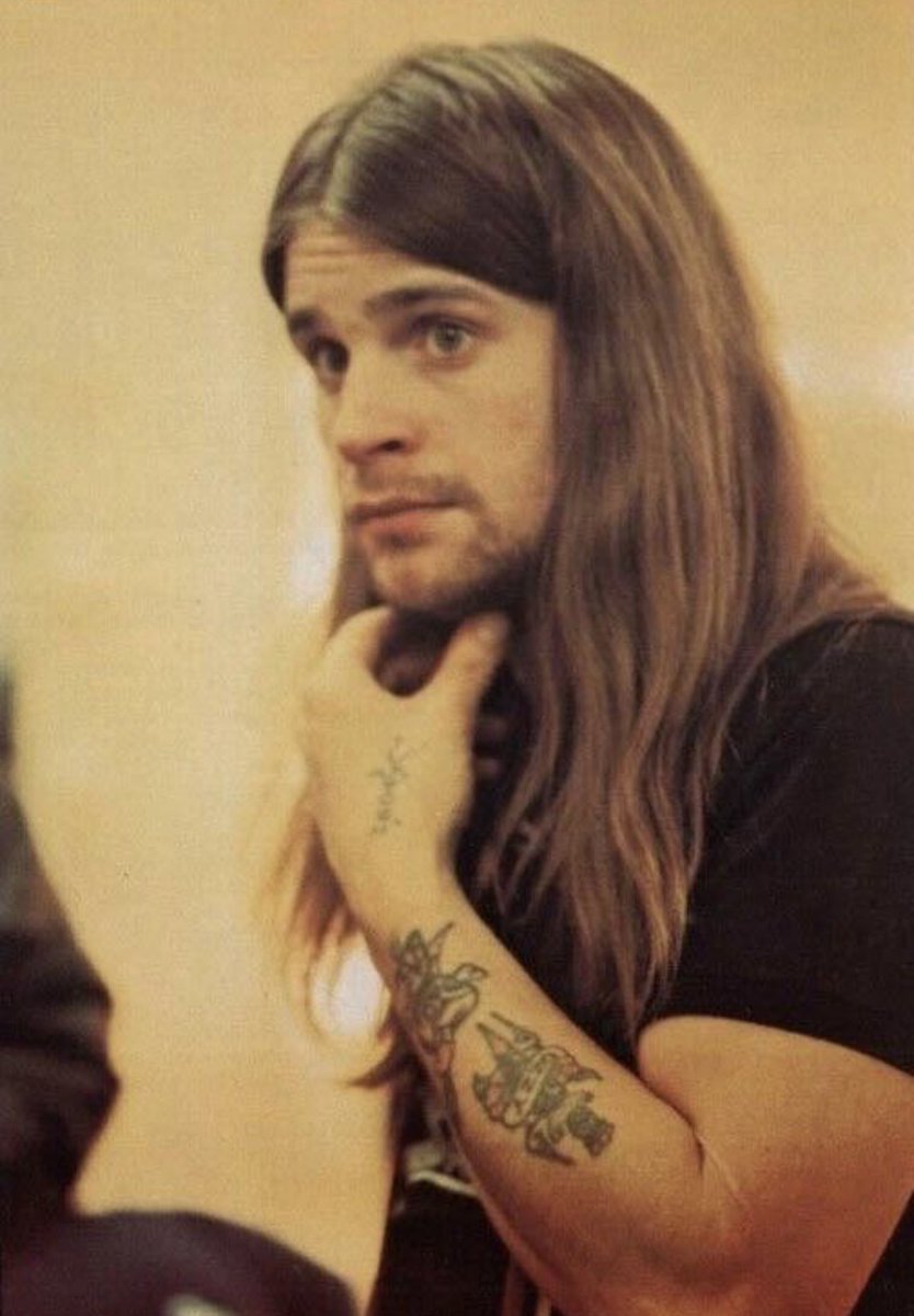 SnowBuniCO's tweet image. Ozzy was a mega babe in his younger days. So sad to hear of his passing. He was a great musician and a wild performer!