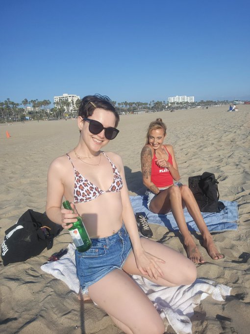 Watch Jade Valentine, PhD in Anal Science's leaked NSFW photo on TwXstars