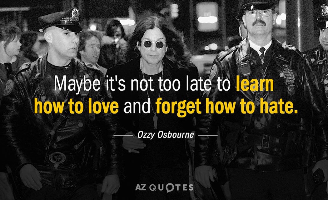 dmatteo21's tweet photo. In memory of Ozzy , The Prince of darkness and god father of metal. 🤘🏻 🎸 🦇 https://t.co/BzAhlsDgIk