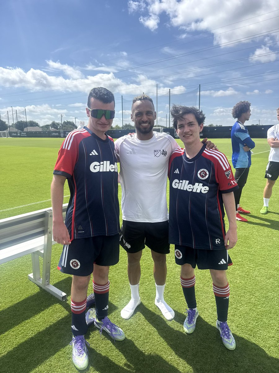 SpOlympicsMA's tweet image. 🌟🌟🌟🌟
@NashvilleSC @sandiegofc @realsaltlake @NERevolution @MLS @MLSWORKS @MLSNEXT @SpecialOlympics @SONorthAmerica