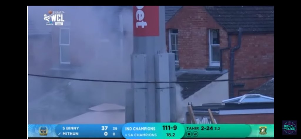 WCL 2026 league flood light heats up as captain Yuvraj Singh calls the team back.

#Wcl2026 #Fire #Wclleaguefire #Yuvrajsingh #IndiaChampion #Southafricachampion #IndiavsSouthafrica #Champion