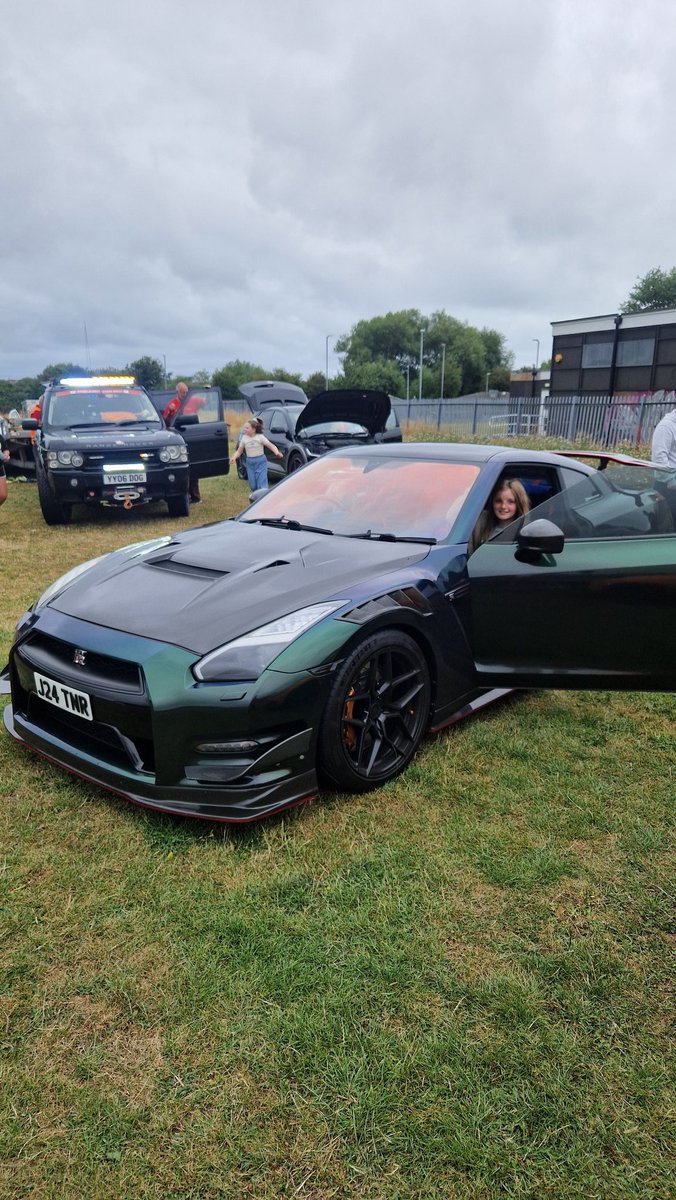 YsgolPenmorfa's tweet image. Day 2 of our @foodandfunwales programme!
This morning, we explored the world of Modified Cars & Motorsport 😁
@WelshLGA #FoodandFun25