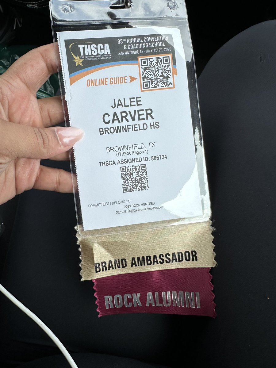 jaleejayyy's tweet image. Day 3️⃣ for Ms. Brand Ambassador & Social Butterfly 🤩🦋
Good vibes. Great connections. Always impacted by @THSCAcoaches 🤲🏽
Shoutout to THE BRAND 💫#THSCABrandAmbassador
@renaldo_ellis @CoachAnderson3_ @coachjacksoncam