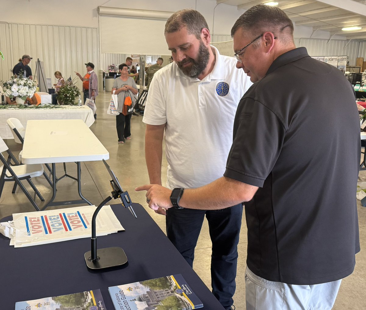 smjustus's tweet image. Met up with @BrSeifert with @SOSDiegoMorales office as I connected with him while representing @SenatorBanks at another county fair!