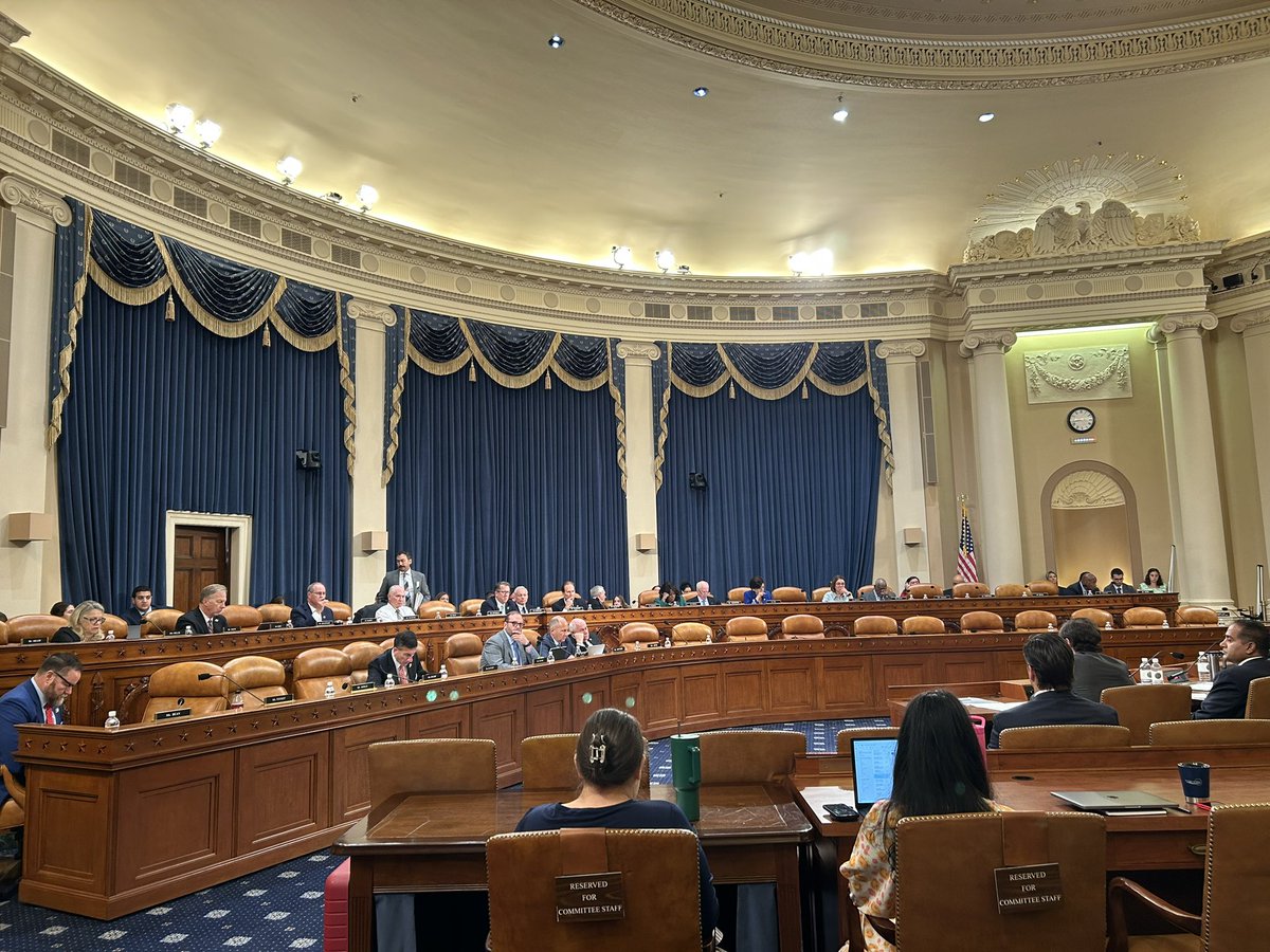 RepDavid's tweet image. Happening now: Joint Health and Oversight Subcommittee Hearing on Medicare Advantage
Watch Q&As here🔽
waysandmeans.house.gov/event/joint-su…