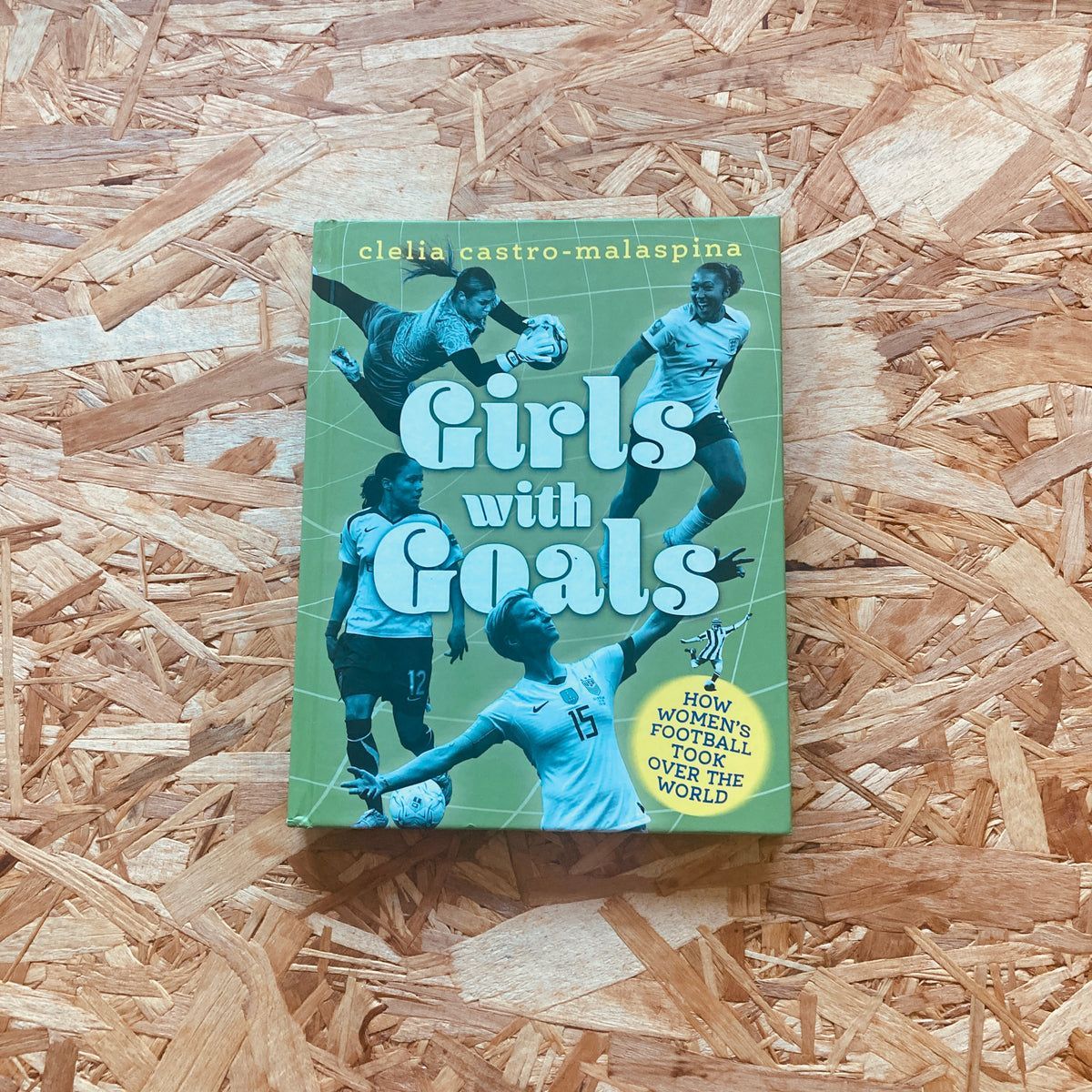 StanchionBooks's tweet image. πππππππ | GIRLS WITH GOALS by Clelia Castro-Malaspina
The twisty, turny but triumphant rise of women''s football is one of the most fascinating stories in sports β and women''s β history.
@QuartoBooksUS @QuartoKids
π stanchionbooks.com/products/girlsβ¦