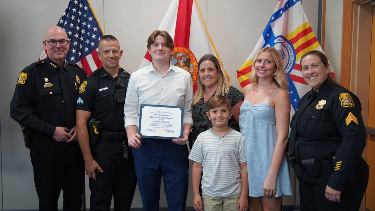 TampaPD's tweet image. The Tampa Police Memorial Committee proudly awarded scholarships to the children of local law enforcement professionals. These awards support their pursuit of higher education and honor the service and sacrifice of those who protect our communities.