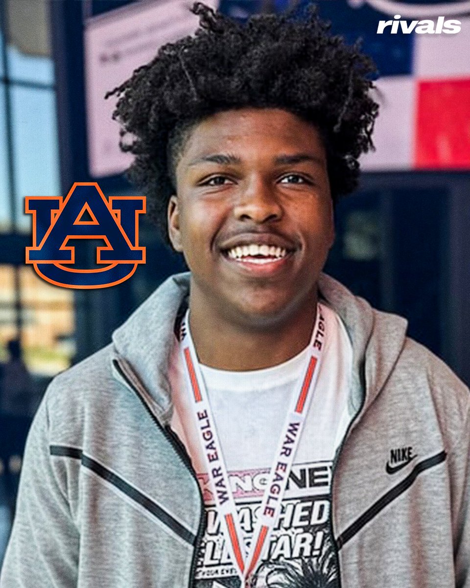 Rivals's tweet image. Auburn is making elite 2027 DL Donivan Moore a top priority, he tells @ChadSimmons_ 🦅
“The way the coaches make me feel comfortable, how close I have gotten with the staff and just the feeling I have when I am there has Auburn high on my list.”
Read: on3.com/rivals/news/au…