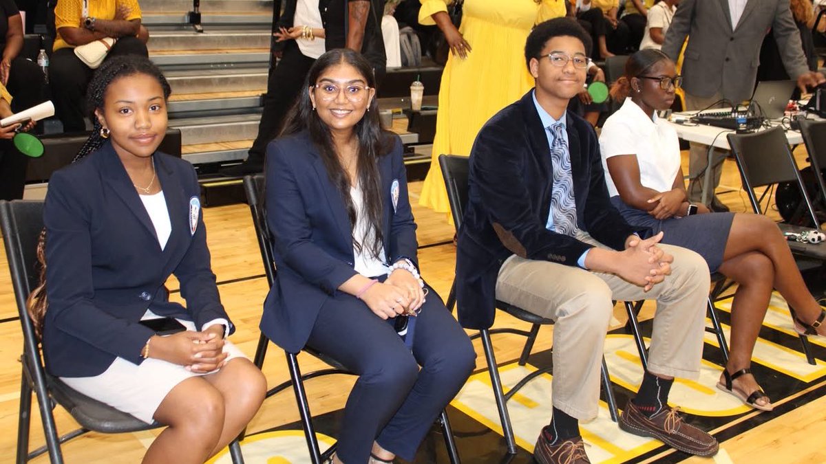 peachschools's tweet image. Peach County Schools Opening Session 2025-26
"What Matters Most"
We were excited to welcome back our amazing faculty and staff this morning at our Opening Session to kick off the new school year!
The morning was filled with fellowship, inspiration, and celebration—and we can’t…