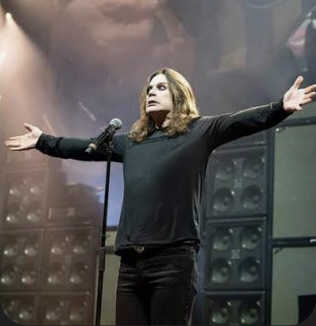 RIP✝️ #ozzyosbourne #OZZY 
He did a lot of stupid shit but he didnt diddle kids, goes out a legend