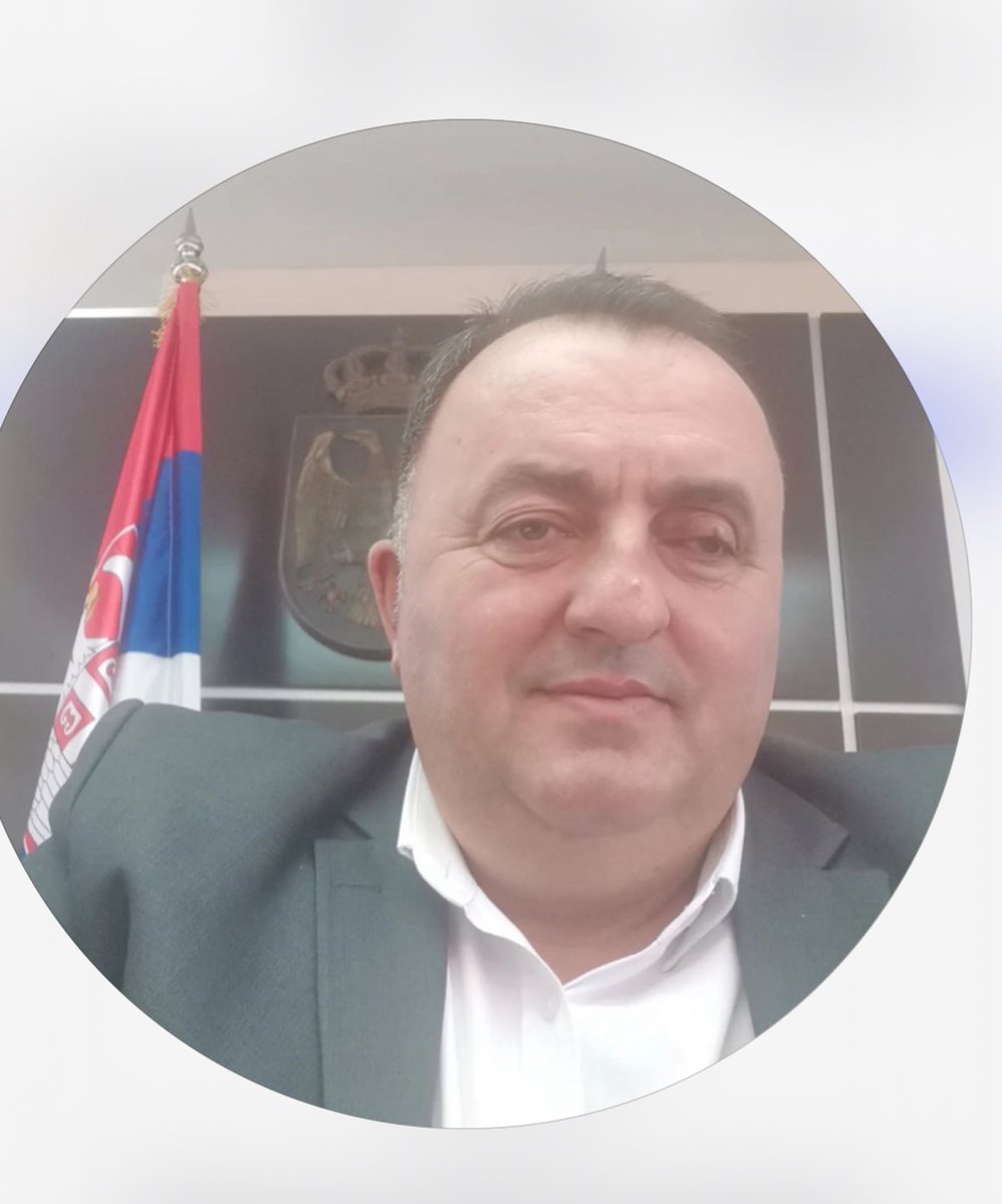 BoraKonj's tweet photo. Dragan Arsenijević Čele
Jedan od direktora u Kolubari https://t.co/5YzgiTUQO7