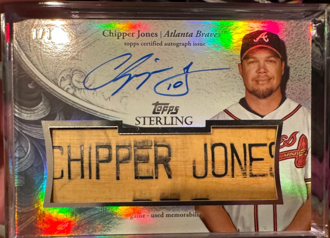 Topps's tweet image. Look at that lumber 🪵 🔥
Crazy 1/1 Chipper Jones with his game-used bat 🤯