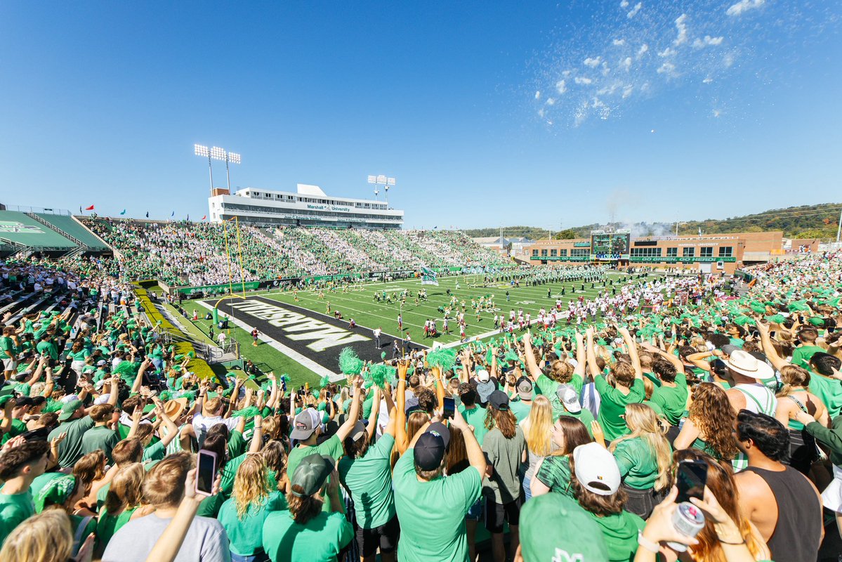 HerdZone's tweet image. Single-Game 2025 Football Tickets Are On Sale This Weekโผ๏ธ๐
Big Green members and season-ticket holders can take advantage of an exclusive presale on Wednesday for early access and discounted tickets!
Sales for the general public will start on Friday!
More info:โฆ